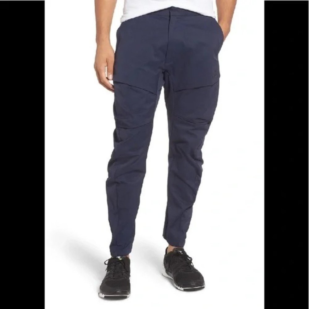 Nike TechPak Cargo Trousers
